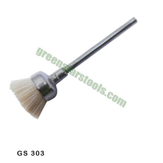 CUP BRUSH WHITE HAIR