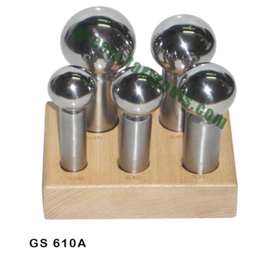 DAPPING PUNCH SET OF 5 ON WOODEN STAND