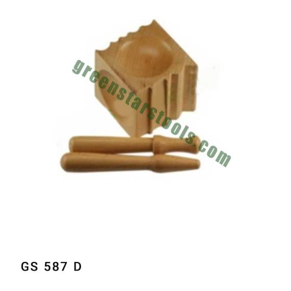 DOMING BLOCK WOOD WITH 2 PUNCHES