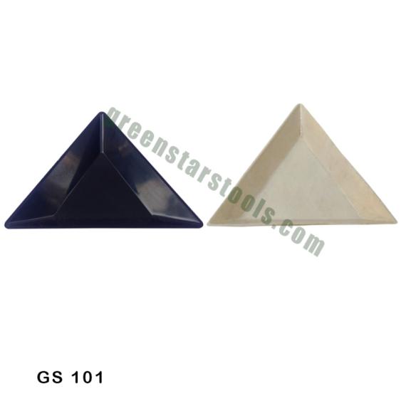 PLASTIC TRIANGULAR BEAD SORTING TRAY