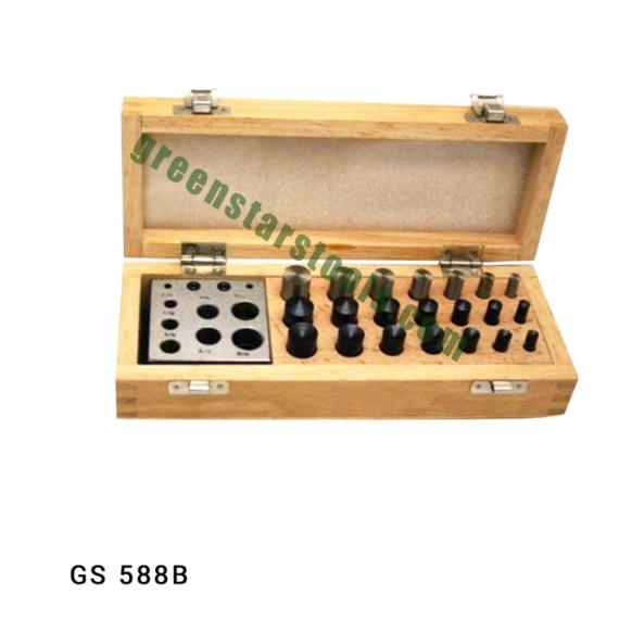 ROUND DISC CUTTER SET OF 21 IN WOODEN BOX