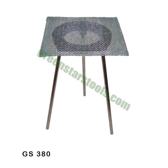 TRIPOD WITH MESH SCREEN