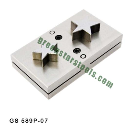 STAR SHAPE DISC CUTTER SET OF 2