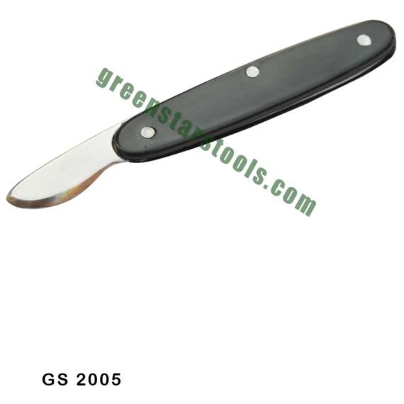 CASE OPENER KNIFE WITH PLASTIC GRIPS