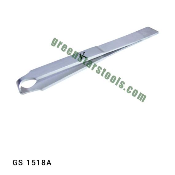 WATCH HANDS REMOVING TWEEZERS K