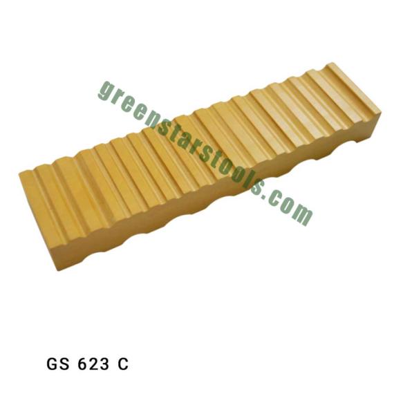 WOODEN FORMING BLOCK 24 GROVE