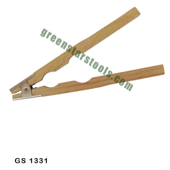 WOODEN RING HOLDING PLIER